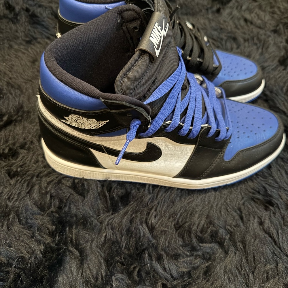 Nike Air Jordan High-Top Sneakers in Royal Blue